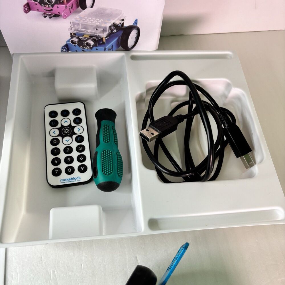 Makeblock mBot Wireless Educational Robot Coding Kit STEM Learning - Picture 3 of 8